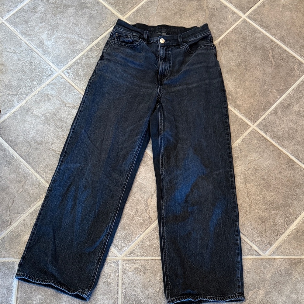 American Eagle Outfitters Black Denim Wide Leg Jeans, size 2 short